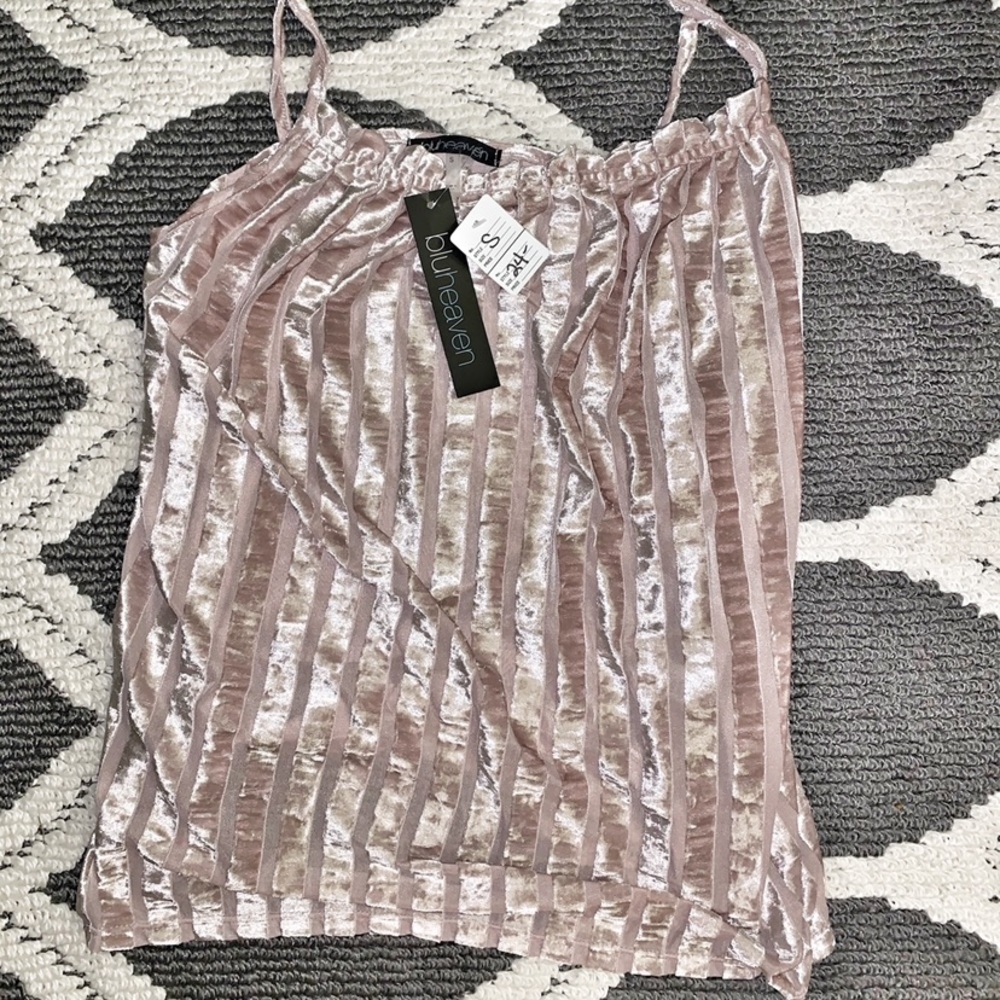 Boutique top